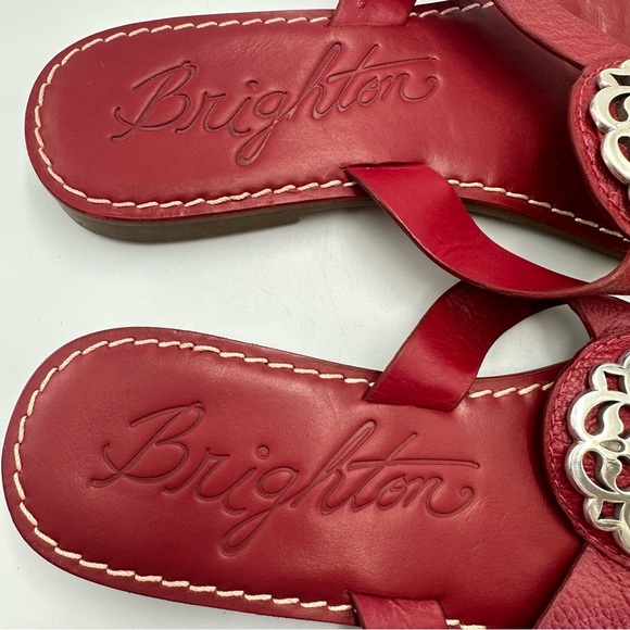 Brighton Red Alice Sandals Thong Flat Leather Womens Size 9M Silver Medallion - Picture 5 of 12